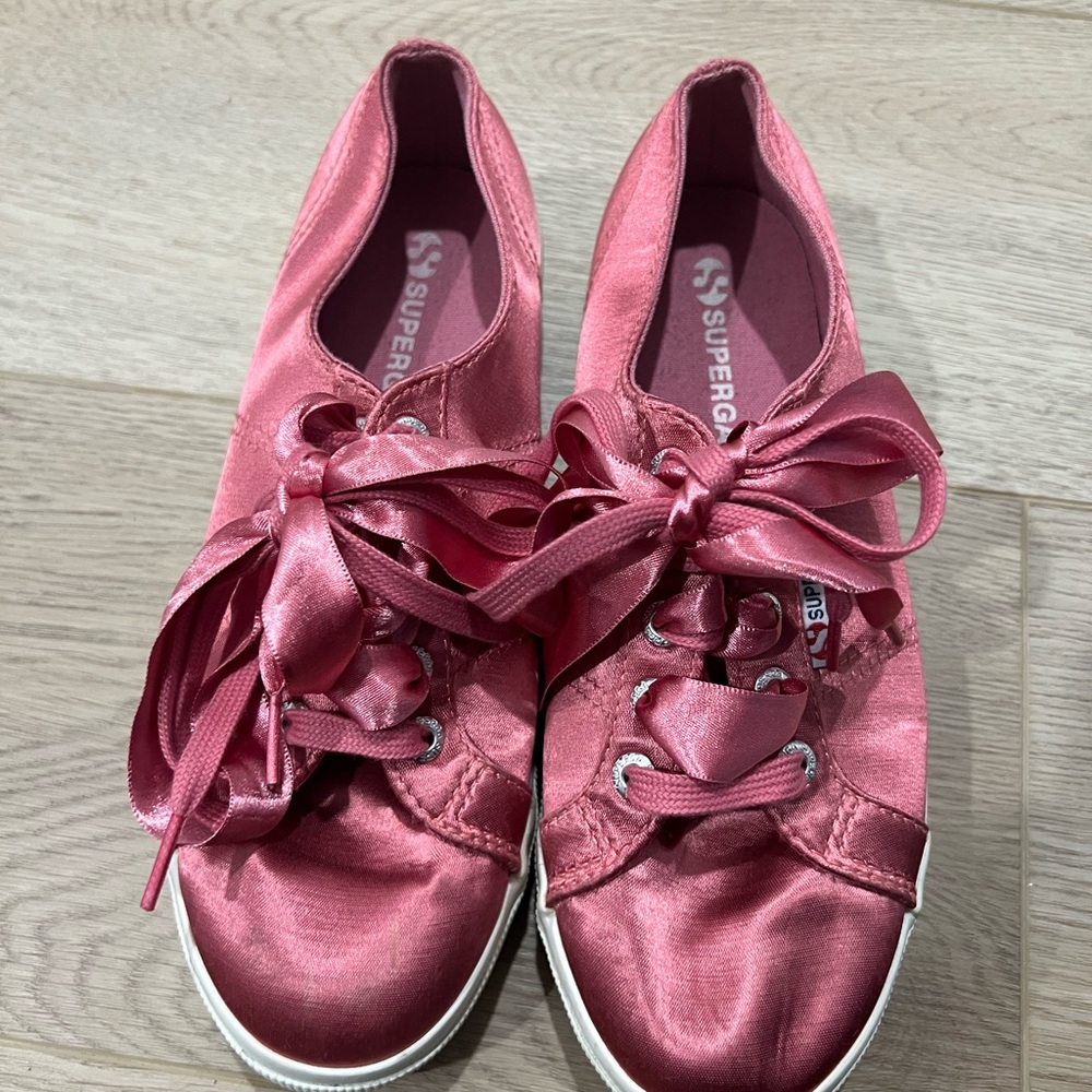 Superga Women's Satin Rose Sneakers